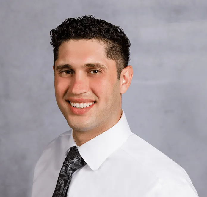 a head shot of Antonio Vuyancih