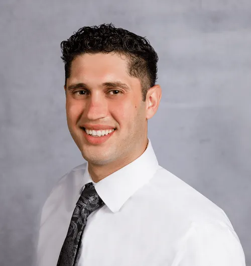 a head shot of Antonio Vuyancih